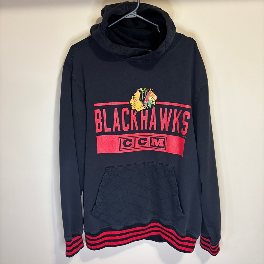 CCM Chicago Blackhawks NHL Hockey Black Hoodie Logo on Front